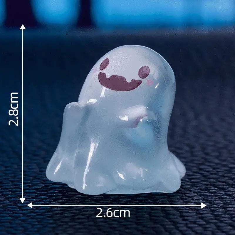Set Of 6 Ghosts - Glow-In-The-Dark Forest Spirits Miniature - Elf Figure Ghost Fairy Garden Plant - Kodama Family Set