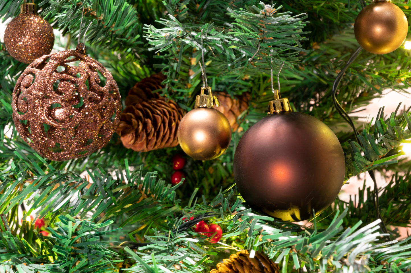 Xmas Bauble (100) Ass Brown Pl