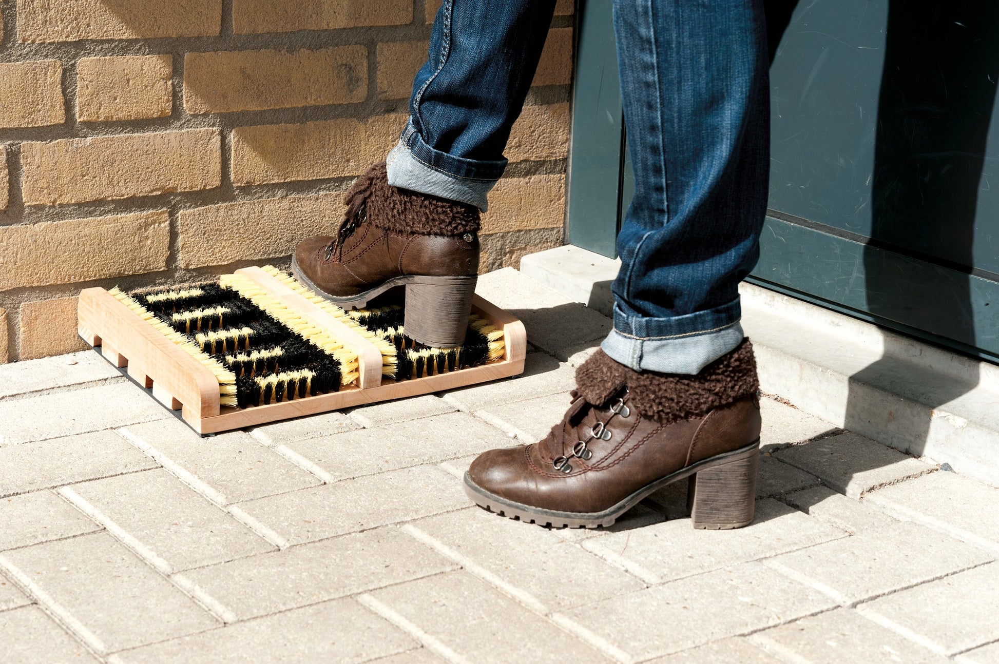 Shoe Scraper Brush Mat Wd